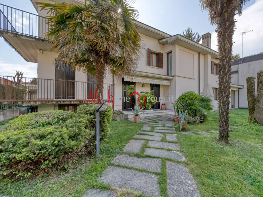 Immagine 37 di Casa bifamiliare in vendita  in Via Libia a Padova