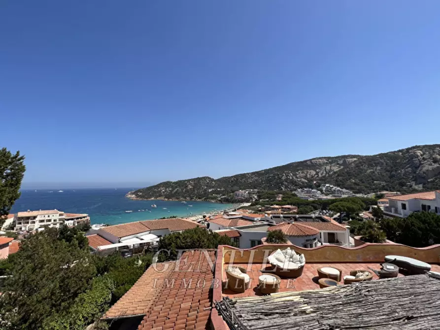 Immagine 11 di Villa in vendita  a Arzachena