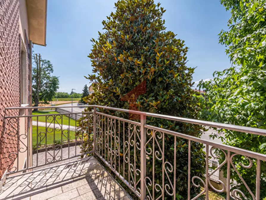 Immagine 23 di Villa in vendita  in Via Ghidini 2 a Soragna