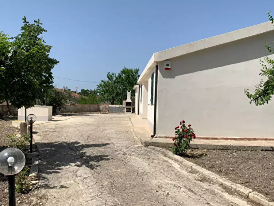 Immagine 15 di Villa in affitto  in Via del Tellesimo, Ragusa a Modica