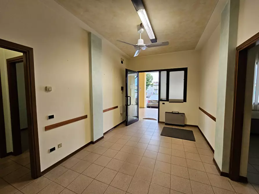 Immagine 1 di Ufficio in affitto  in Via Aldo Moro a Vigonza