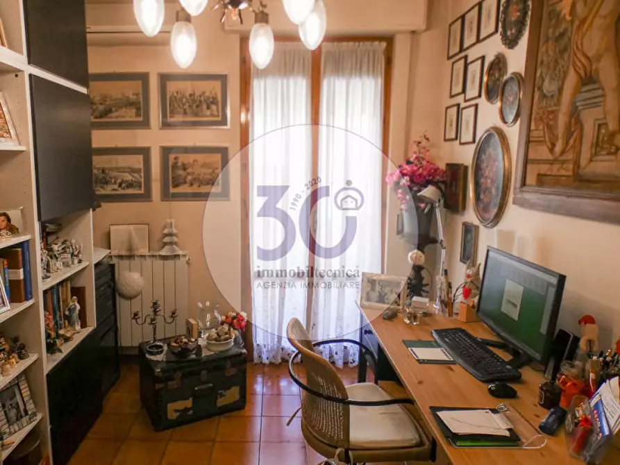 Immagine 9 di Appartamento in vendita  in Trento Trieste a Arezzo