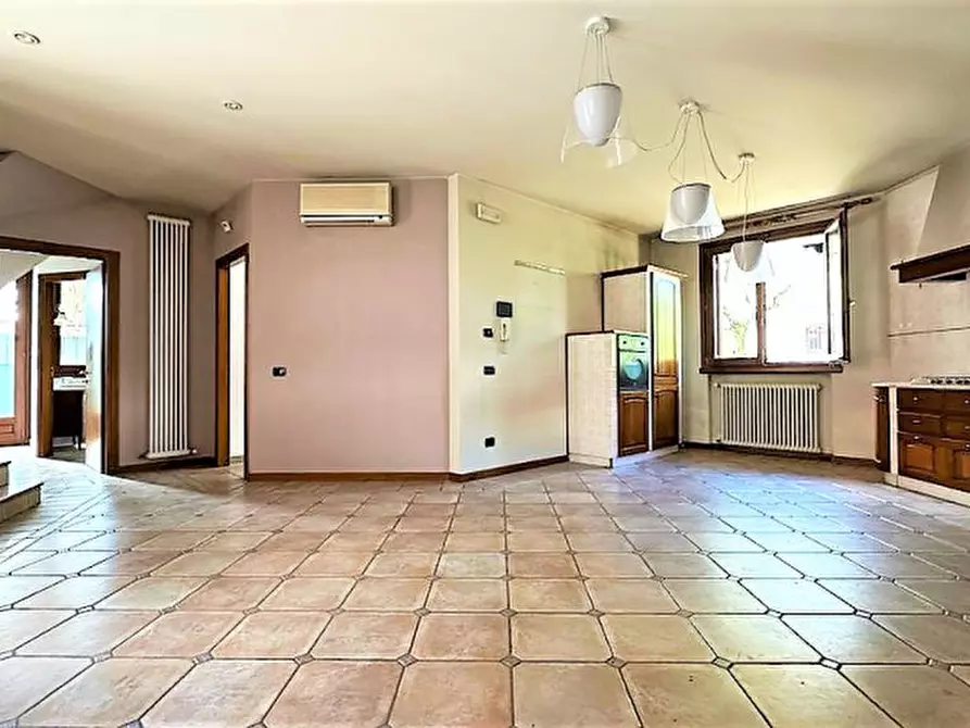 Immagine 1 di Casa indipendente in vendita  in Via Roma a Albignasego