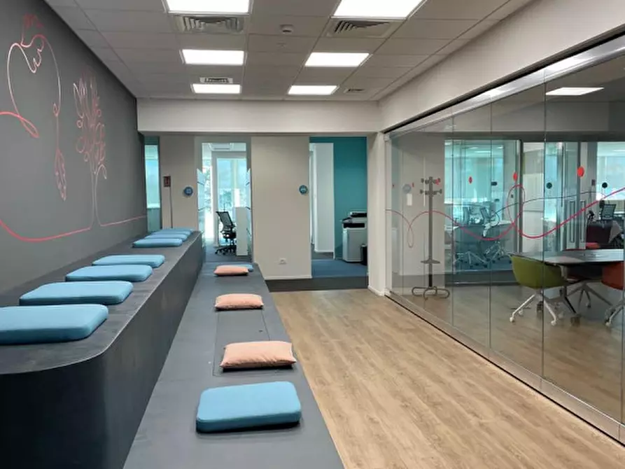 Immagine 3 di Ufficio in affitto  in VIALE SARCA a Milano