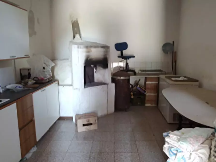 Immagine 4 di Magazzino in vendita  in Via Ugo La Malfa snc a Palagonia
