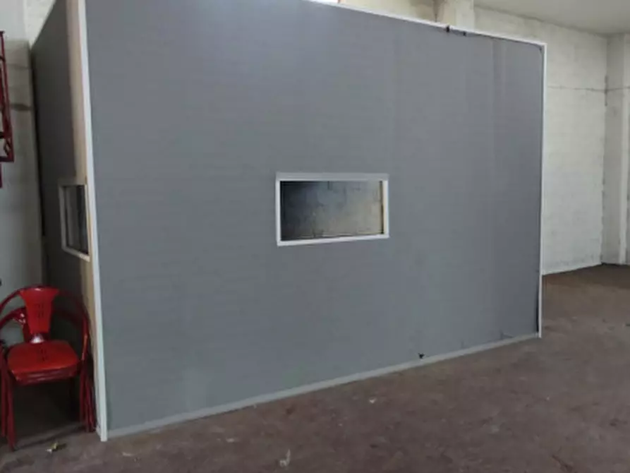 Immagine 16 di Magazzino in vendita  in Via Ugo La Malfa snc a Palagonia