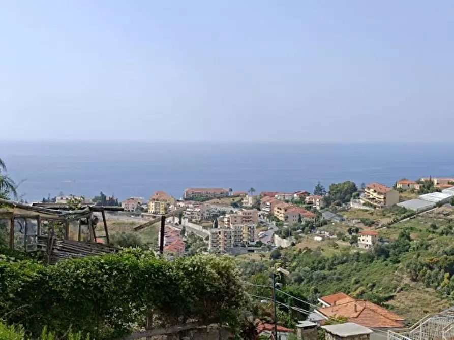 Immagine 17 di Casa indipendente in vendita  in Via Gabriele d'Annunzio a San Remo