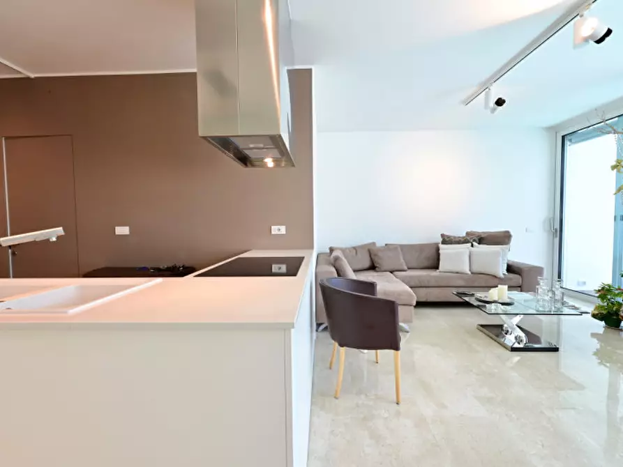 Immagine 5 di Villetta a schiera in vendita  a Jesolo