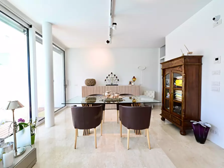 Immagine 6 di Villetta a schiera in vendita  a Jesolo