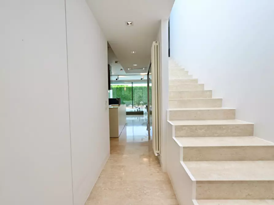 Immagine 10 di Villetta a schiera in vendita  a Jesolo