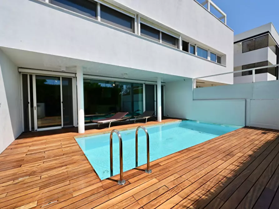 Immagine 12 di Villetta a schiera in vendita  a Jesolo