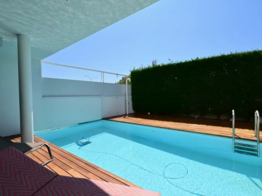 Immagine 13 di Villetta a schiera in vendita  a Jesolo