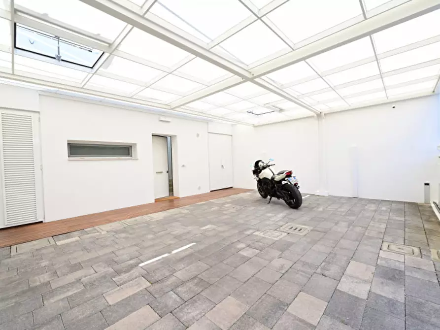 Immagine 29 di Villetta a schiera in vendita  a Jesolo