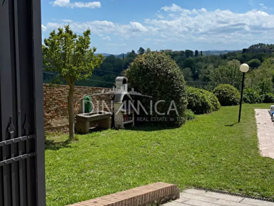 Immagine 13 di Villa in vendita  a Montopoli In Val D'arno