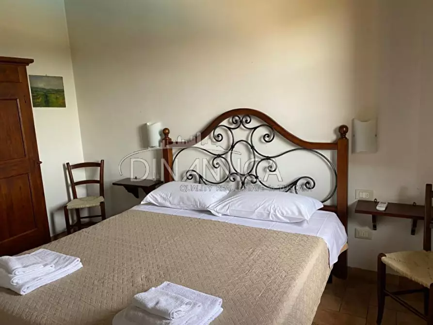 Immagine 24 di Villa in vendita  a Montopoli In Val D'arno