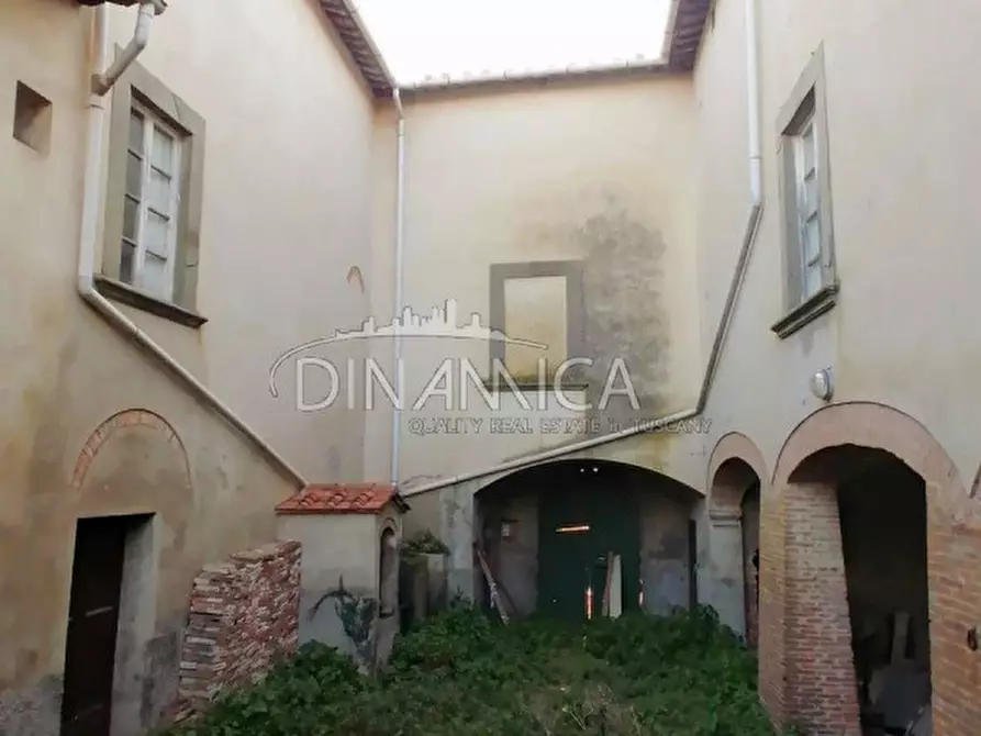 Immagine 35 di Villa in vendita  a Montopoli In Val D'arno