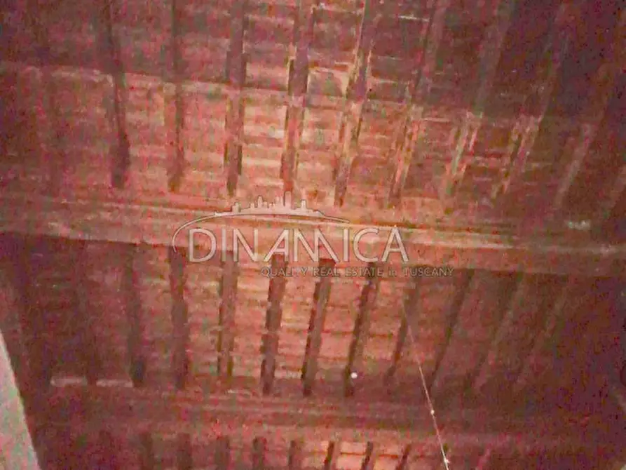 Immagine 42 di Villa in vendita  a Montopoli In Val D'arno