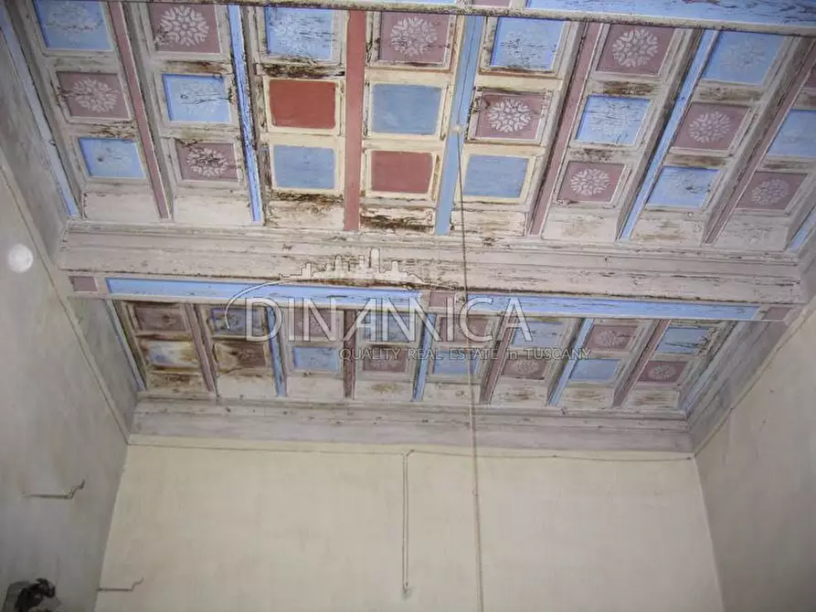 Immagine 43 di Villa in vendita  a Montopoli In Val D'arno