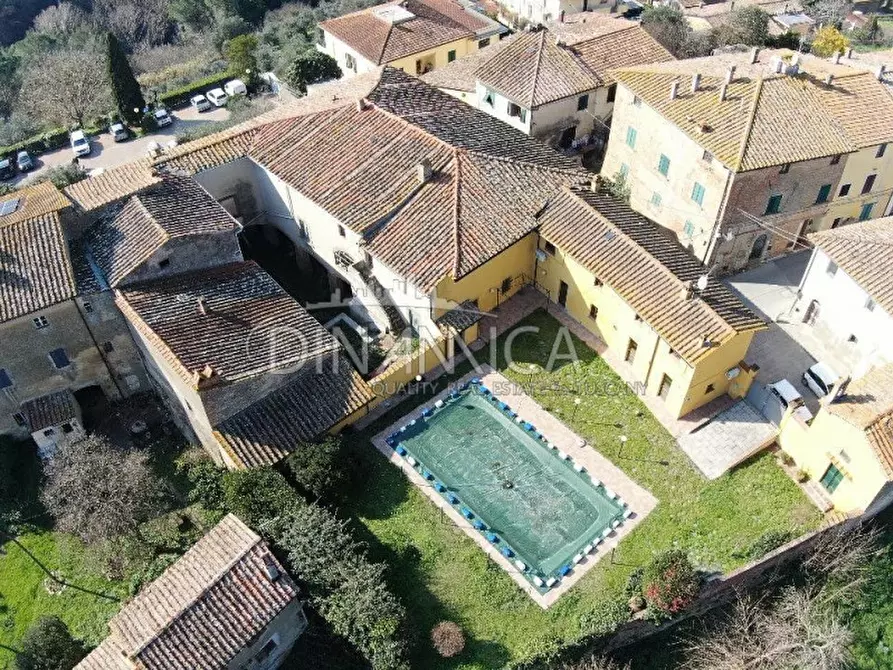 Immagine 52 di Villa in vendita  a Montopoli In Val D'arno