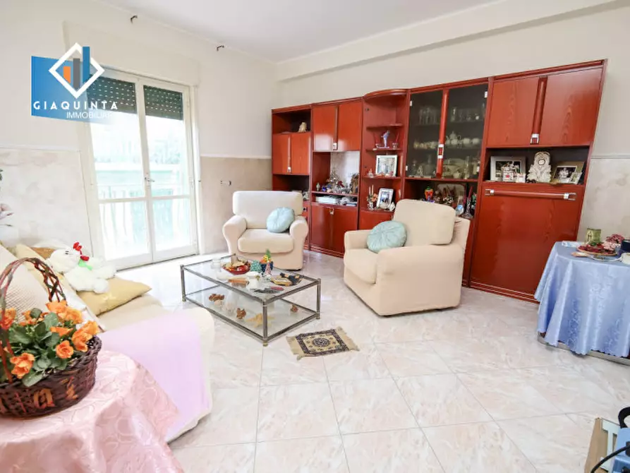 Immagine 2 di Appartamento in vendita  in via Cagliari n.05 a Palagonia