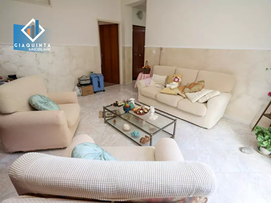 Immagine 3 di Appartamento in vendita  in via Cagliari n.05 a Palagonia