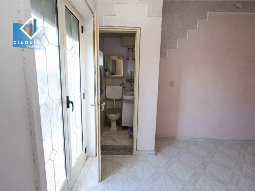 Immagine 18 di Appartamento in vendita  in via Cagliari n.05 a Palagonia