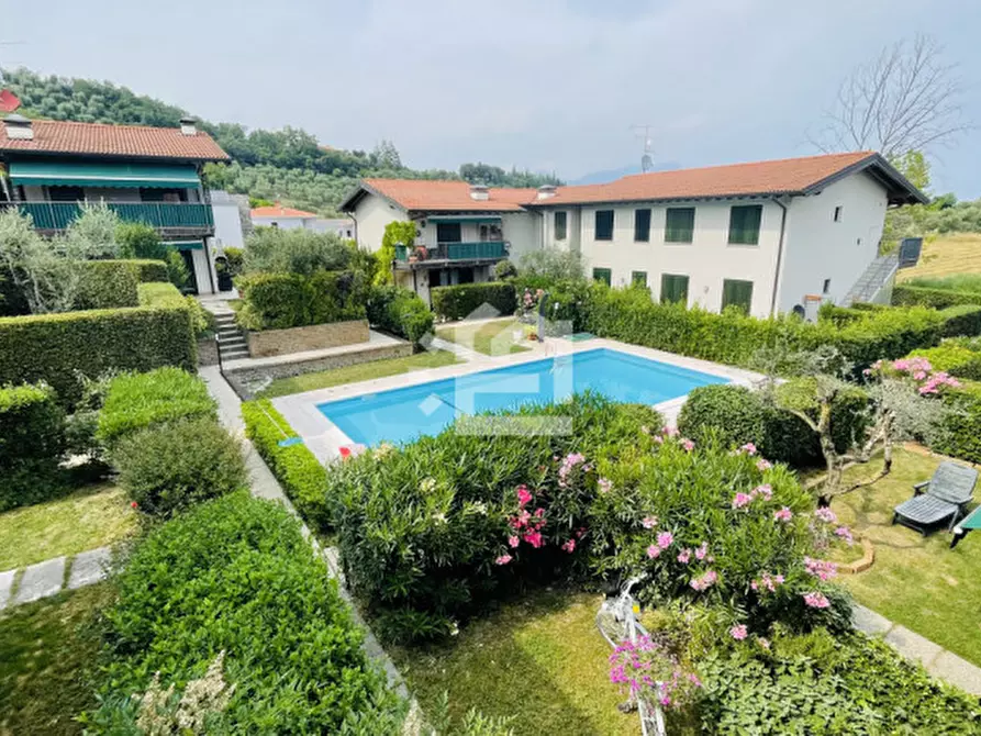 Immagine 1 di Appartamento in affitto  in via dei ronchi a Polpenazze Del Garda