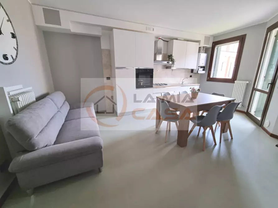 Immagine 1 di Camera in affitto  in Via Romea n. 65/I Legnaro (PD) a Legnaro