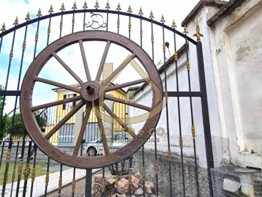 Immagine 5 di Villa in vendita  in GRAVELLONA LOMELLINA a Gravellona Lomellina