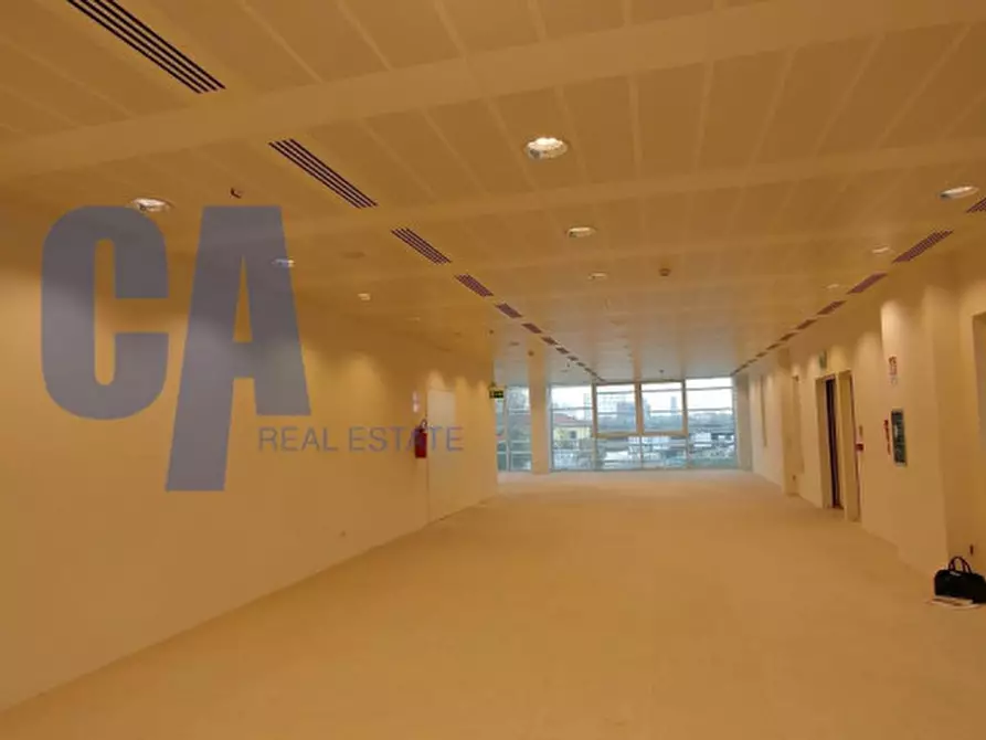 Immagine 4 di Ufficio in affitto  in VIA FRACCAROLI ARNALDO a Milano