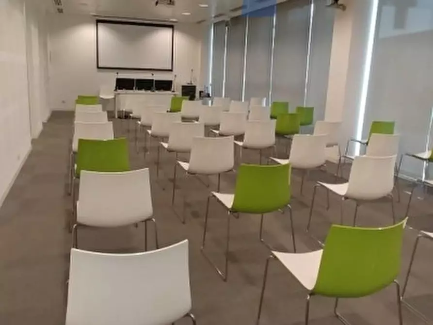 Immagine 8 di Ufficio in affitto  in VIA FRACCAROLI ARNALDO a Milano