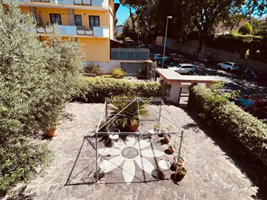 Immagine 27 di Casa bifamiliare in vendita  in via vecchia di grottaferrata a Marino