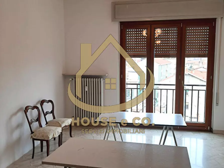 Immagine 2 di Appartamento in vendita  in Vigevano Centro Storico a Vigevano