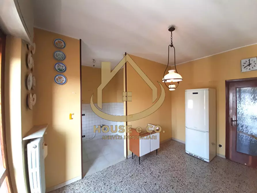 Immagine 3 di Appartamento in vendita  in Vigevano Centro Storico a Vigevano