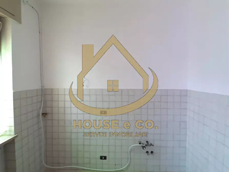 Immagine 5 di Appartamento in vendita  in Vigevano Centro Storico a Vigevano