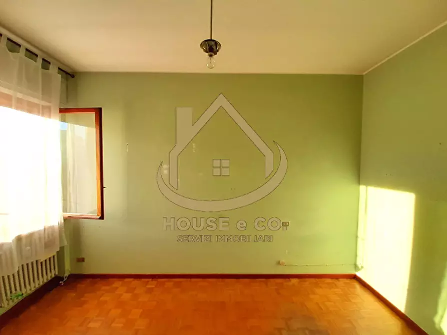 Immagine 9 di Appartamento in vendita  in Vigevano Centro Storico a Vigevano