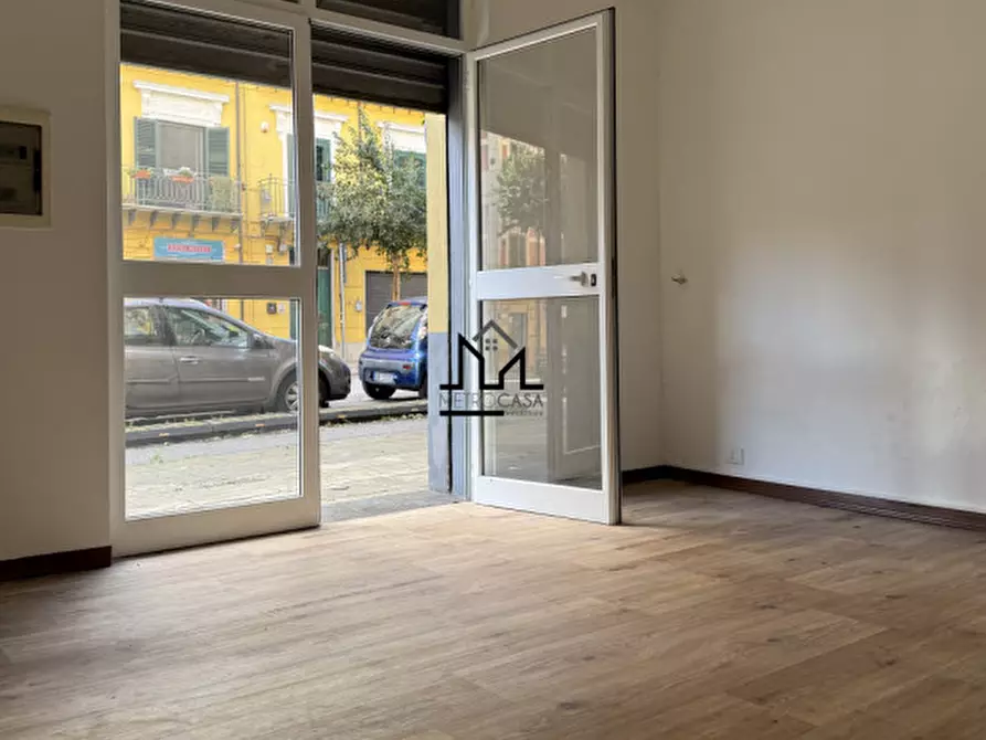 Immagine 9 di Negozio in affitto  a Palermo