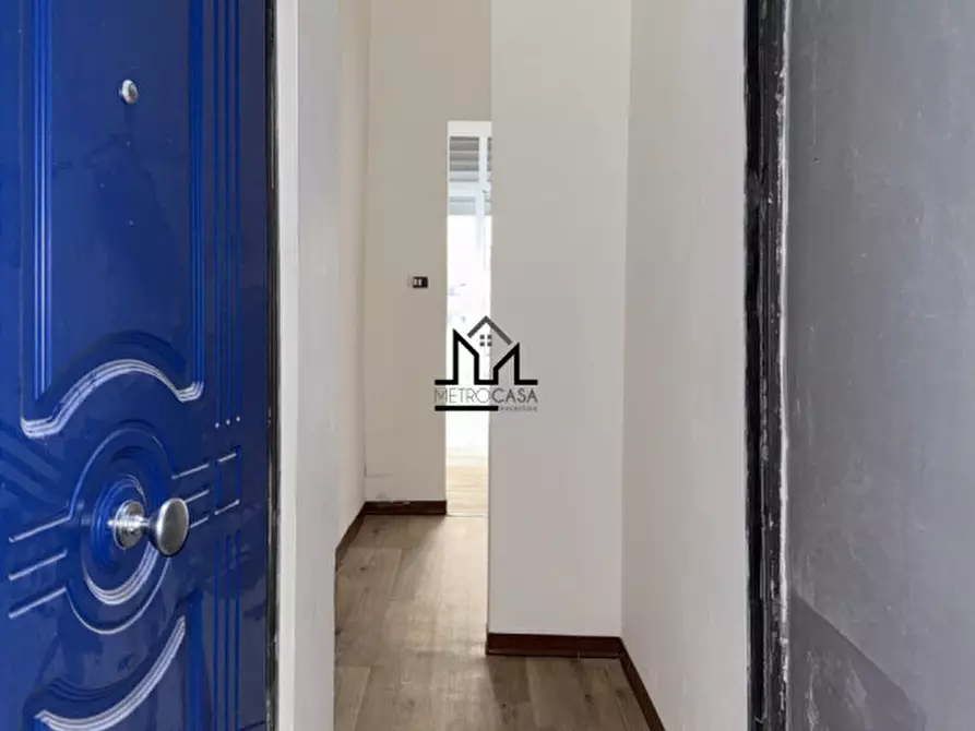 Immagine 26 di Negozio in affitto  a Palermo