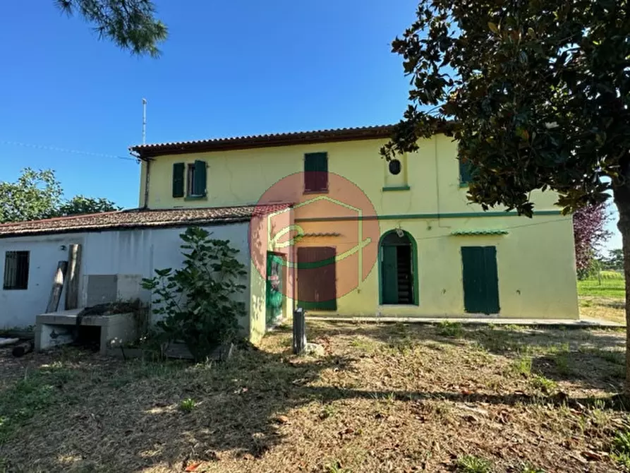 Immagine 4 di Rustico / casale in vendita  a Santarcangelo Di Romagna