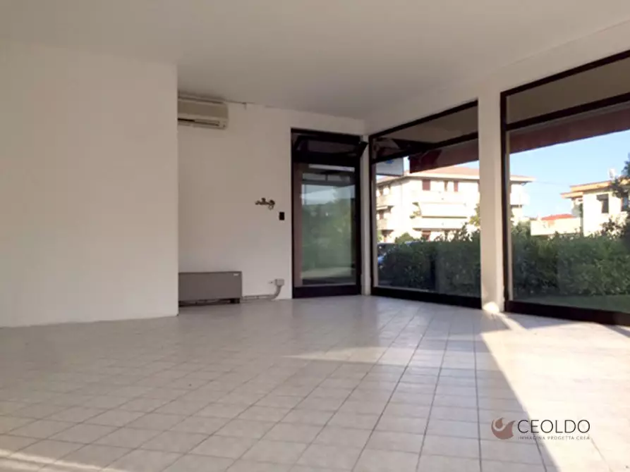 Immagine 7 di Negozio in affitto  in via Ponterotto a Limena