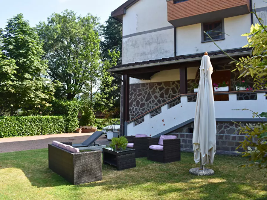 Immagine 5 di Casa trifamiliare in vendita  in Strada Le Mole a Neviano Degli Arduini