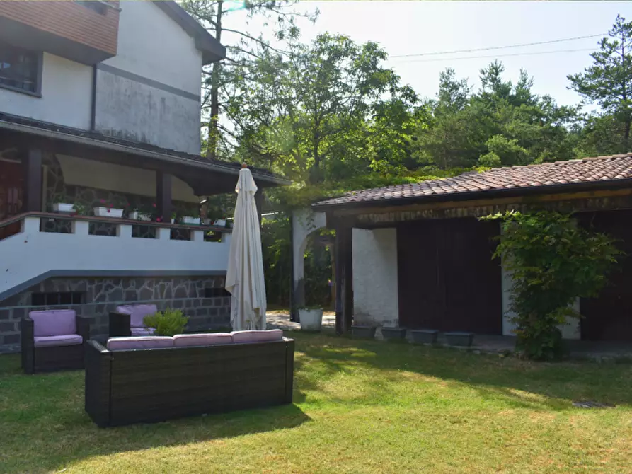 Immagine 7 di Casa trifamiliare in vendita  in Strada Le Mole a Neviano Degli Arduini