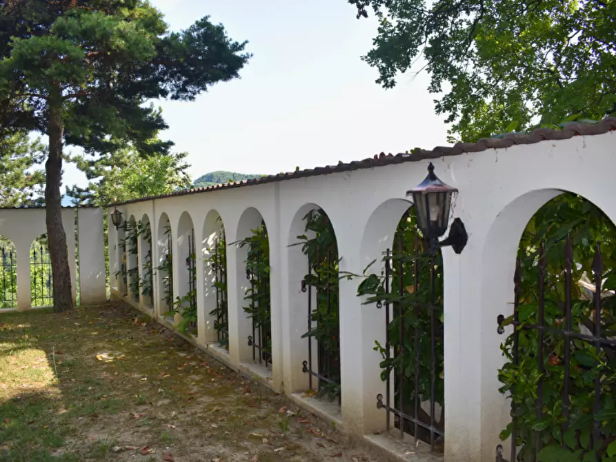 Immagine 9 di Casa trifamiliare in vendita  in Strada Le Mole a Neviano Degli Arduini