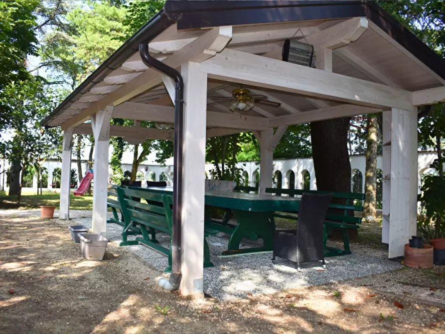 Immagine 100 di Casa trifamiliare in vendita  in Strada Le Mole a Neviano Degli Arduini