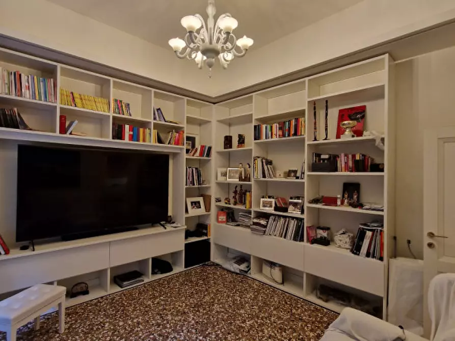 Immagine 16 di Villa in vendita  in Piazzale Lionello Caffaratti 11 a Rovigo