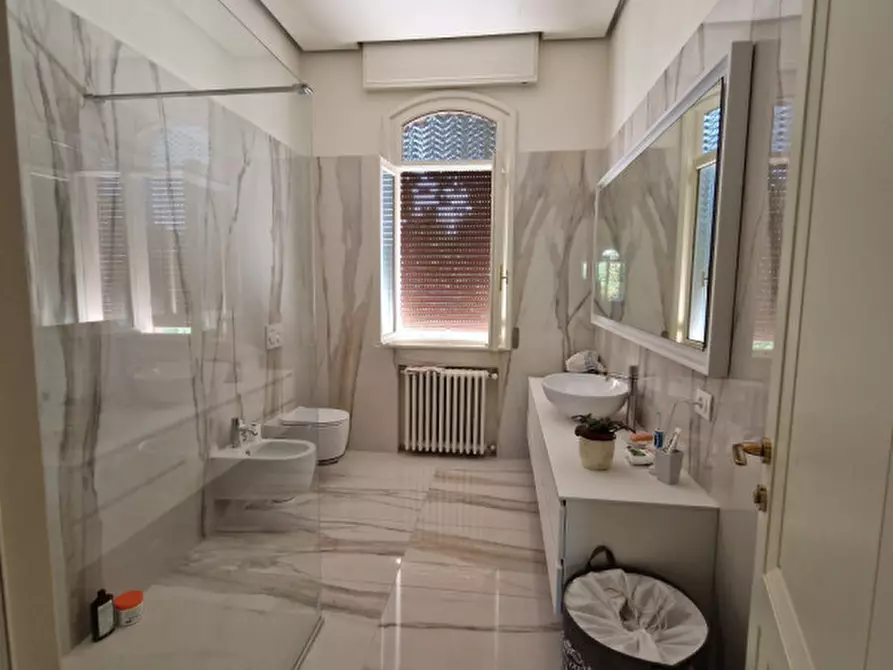 Immagine 45 di Villa in vendita  in Piazzale Lionello Caffaratti 11 a Rovigo