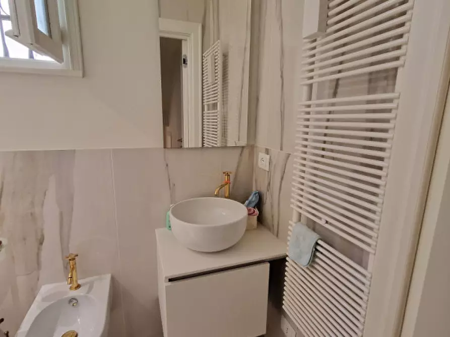 Immagine 47 di Villa in vendita  in Piazzale Lionello Caffaratti 11 a Rovigo