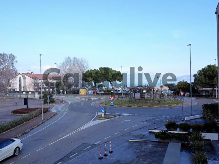 Immagine 7 di Appartamento in vendita  in Via San Martino della Battaglia a Sirmione