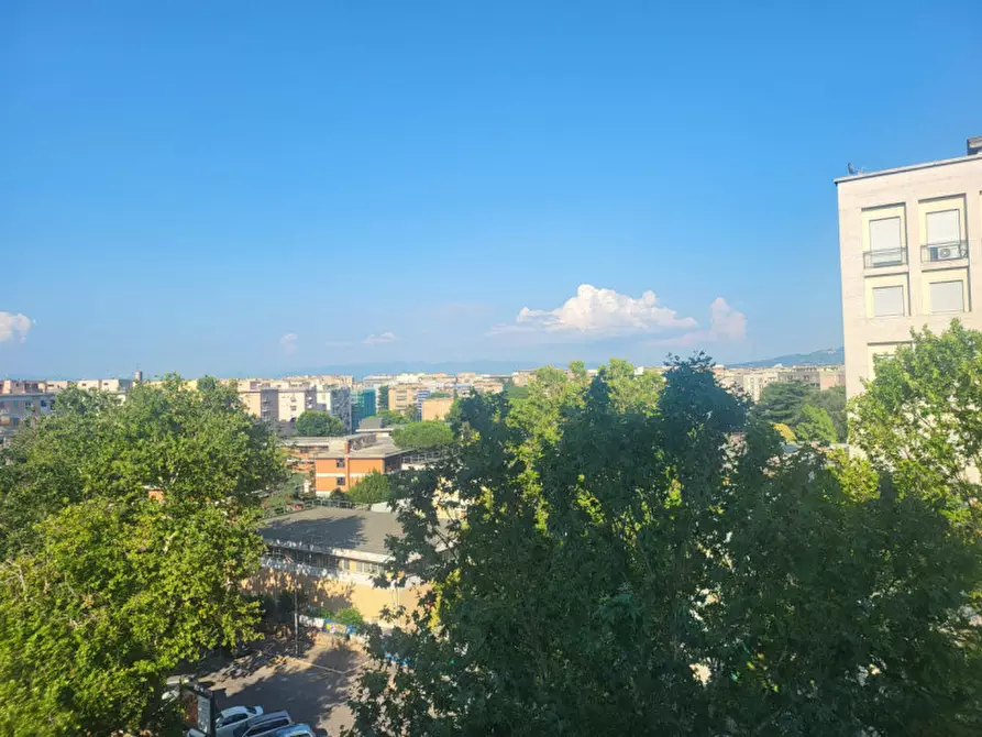 Immagine 17 di Appartamento in vendita  in PIAZZA DON BOSCO a Roma