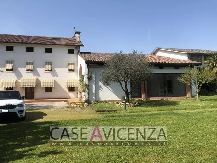 Immagine 2 di Casa bifamiliare in vendita  in via boschi a Montegalda